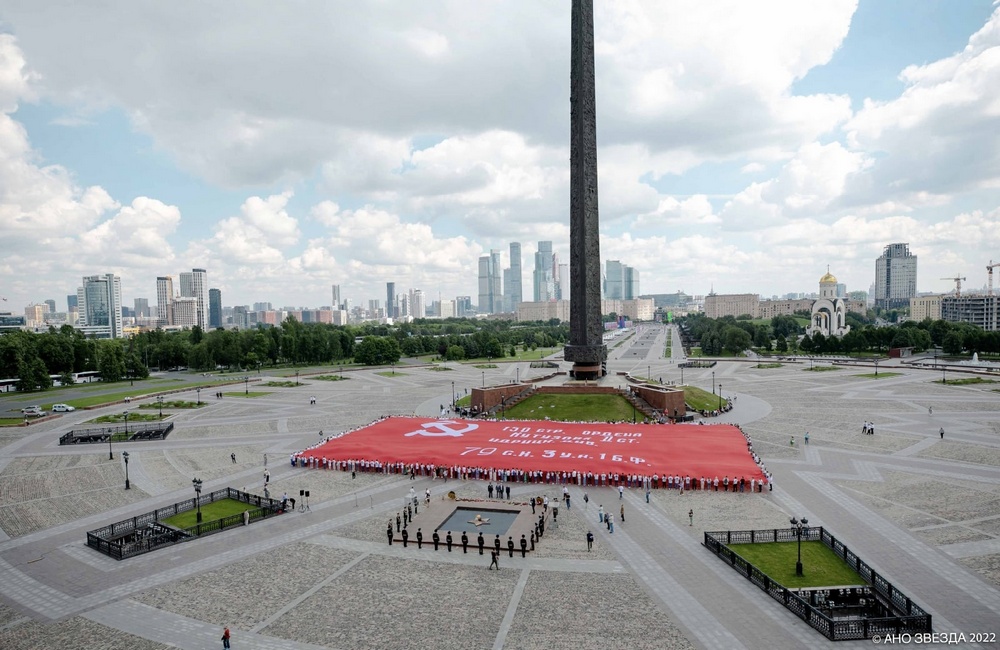 До какого числа техника на поклонной. Комплекс на Поклонной горе. Поклонная гора в Москве. Жилой комплекс на Поклонной горе. Мечеть Поклонная гора.